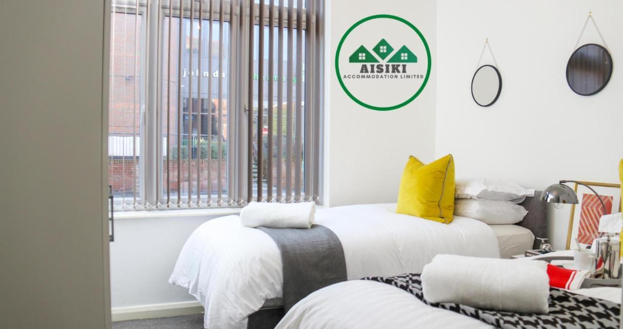 Aisiki Living At Upton Rd, Multiple 1, 2, Or 3 Bedroom Apartments, King Or Twin Beds With Free Wi-Fi & Parking Watford  Buitenkant foto