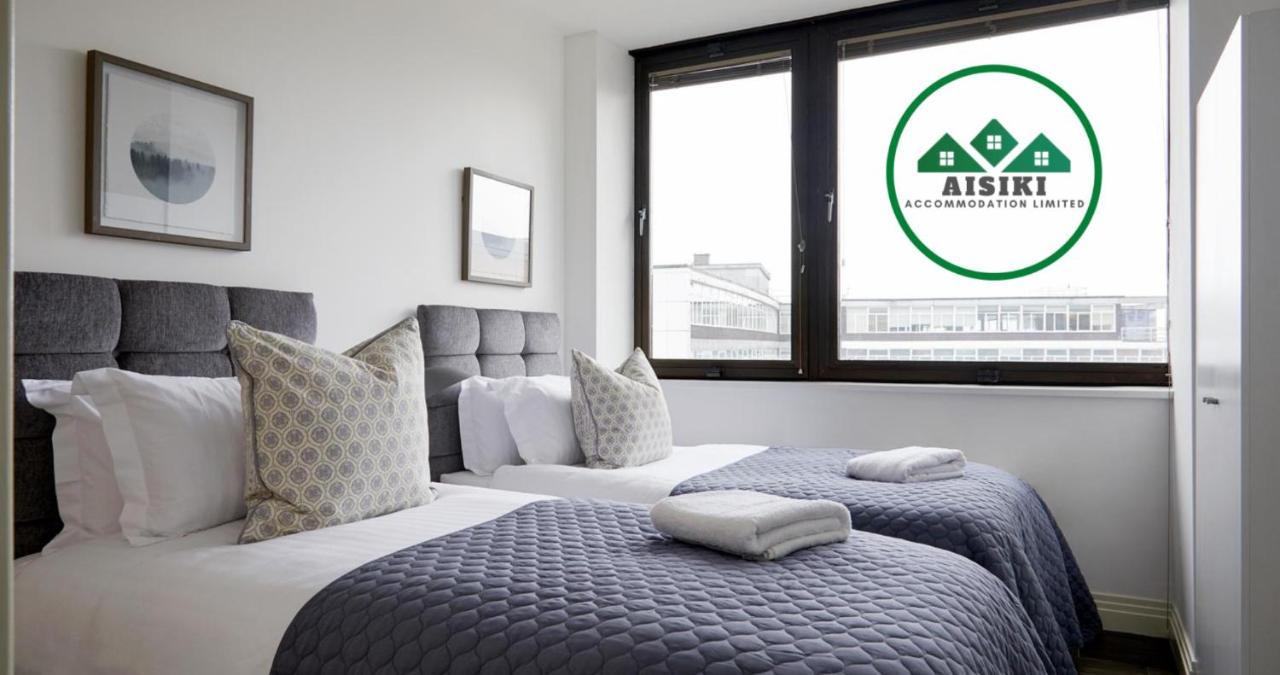 Aisiki Living At Upton Rd, Multiple 1, 2, Or 3 Bedroom Apartments, King Or Twin Beds With Free Wi-Fi & Parking Watford  Buitenkant foto