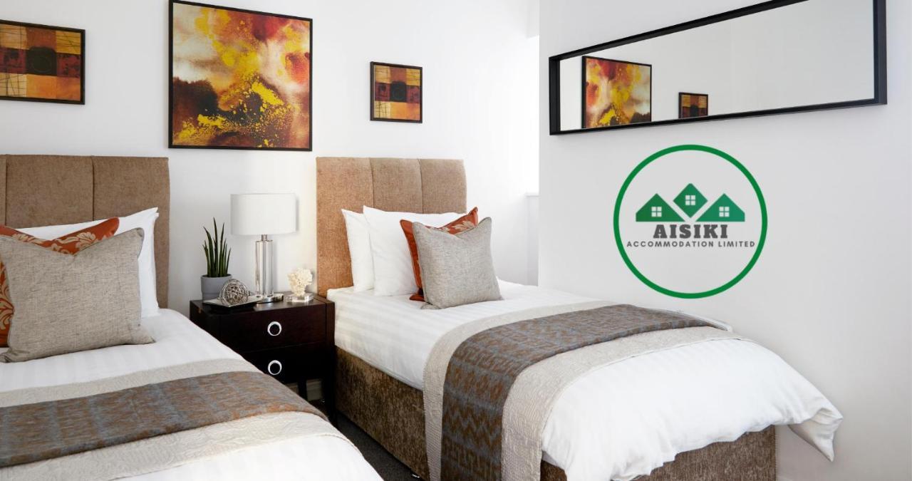 Aisiki Living At Upton Rd, Multiple 1, 2, Or 3 Bedroom Apartments, King Or Twin Beds With Free Wi-Fi & Parking Watford  Buitenkant foto