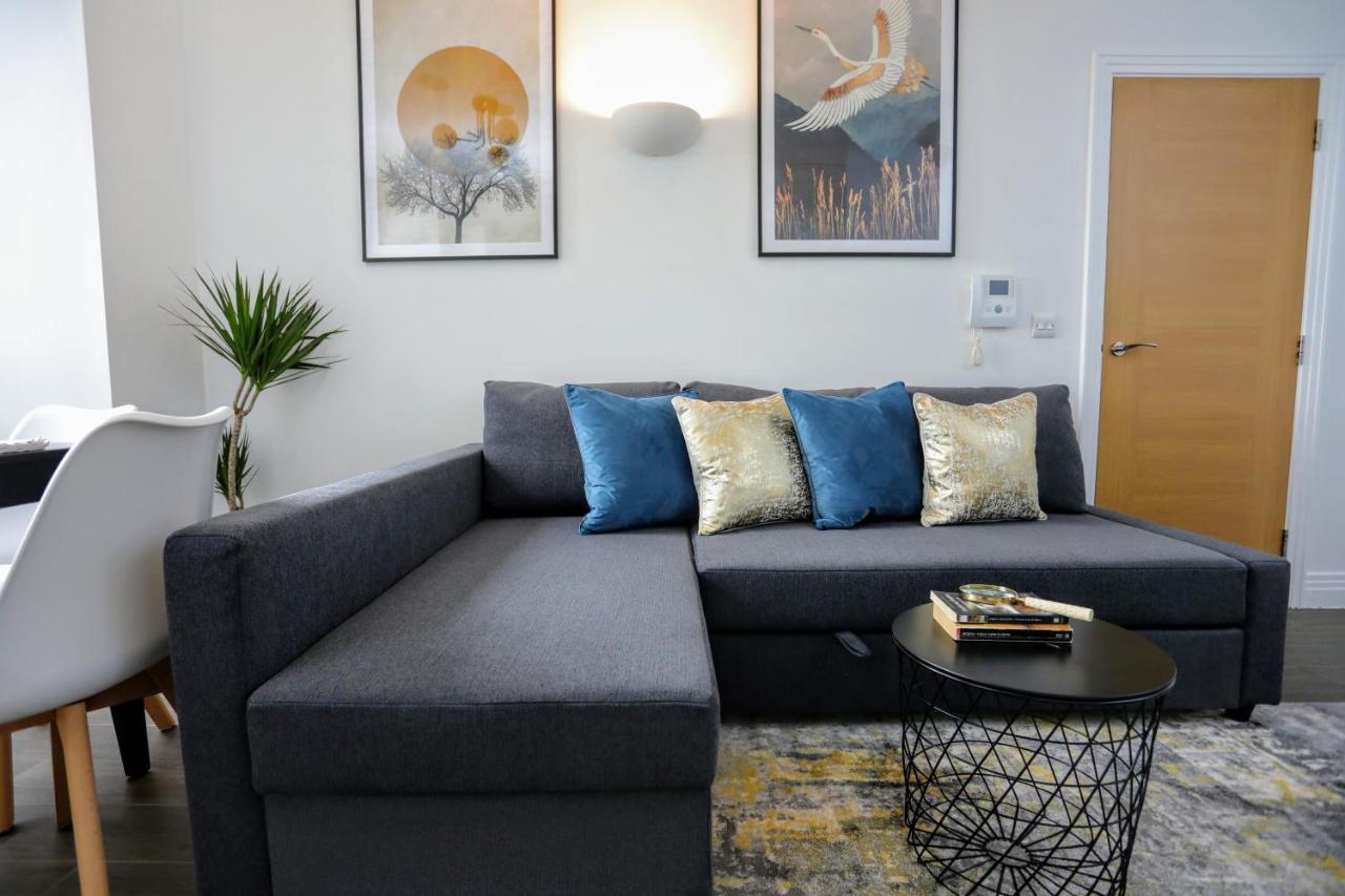 Aisiki Living At Upton Rd, Multiple 1, 2, Or 3 Bedroom Apartments, King Or Twin Beds With Free Wi-Fi & Parking Watford  Buitenkant foto