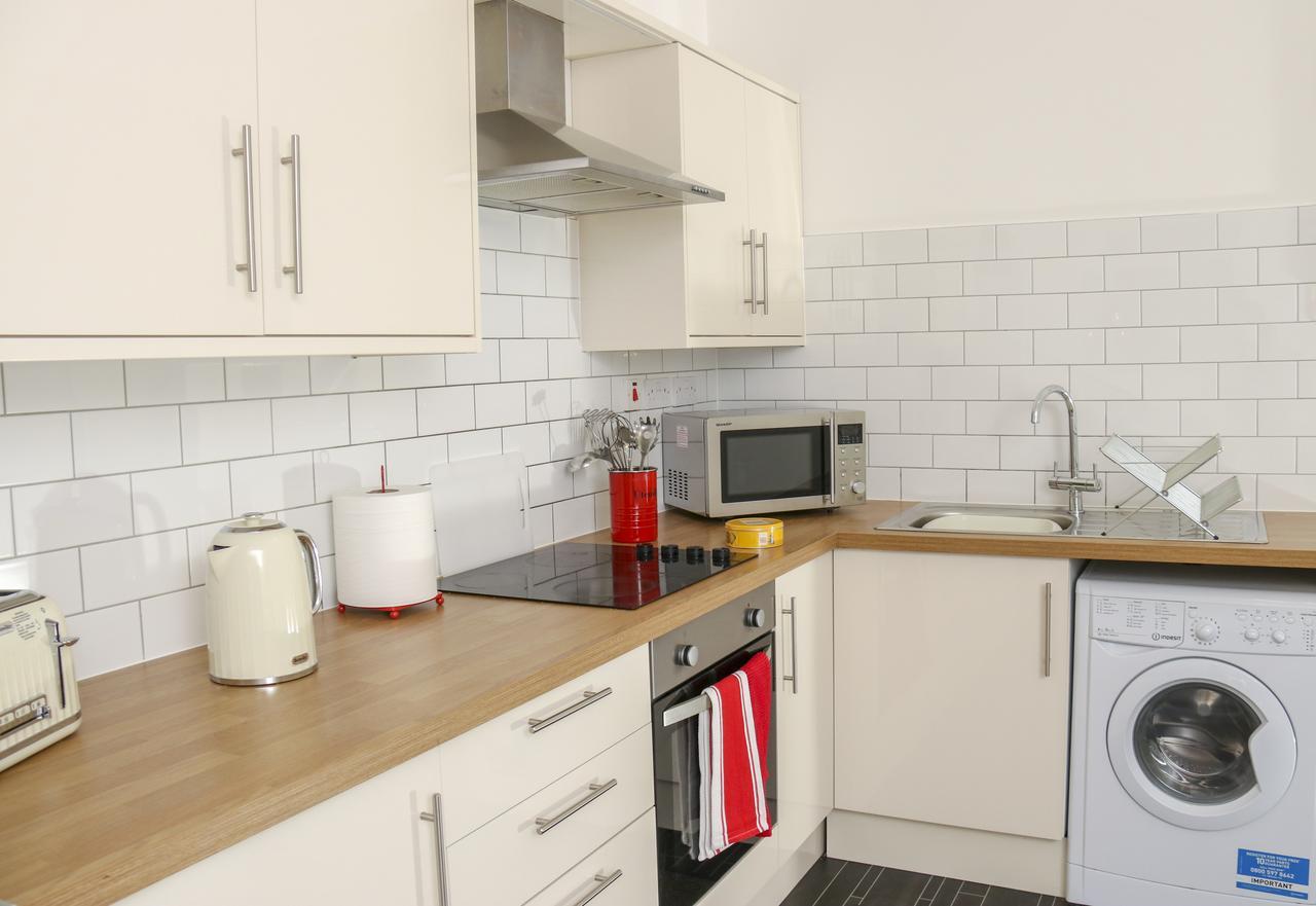 Aisiki Living At Upton Rd, Multiple 1, 2, Or 3 Bedroom Apartments, King Or Twin Beds With Free Wi-Fi & Parking Watford  Buitenkant foto