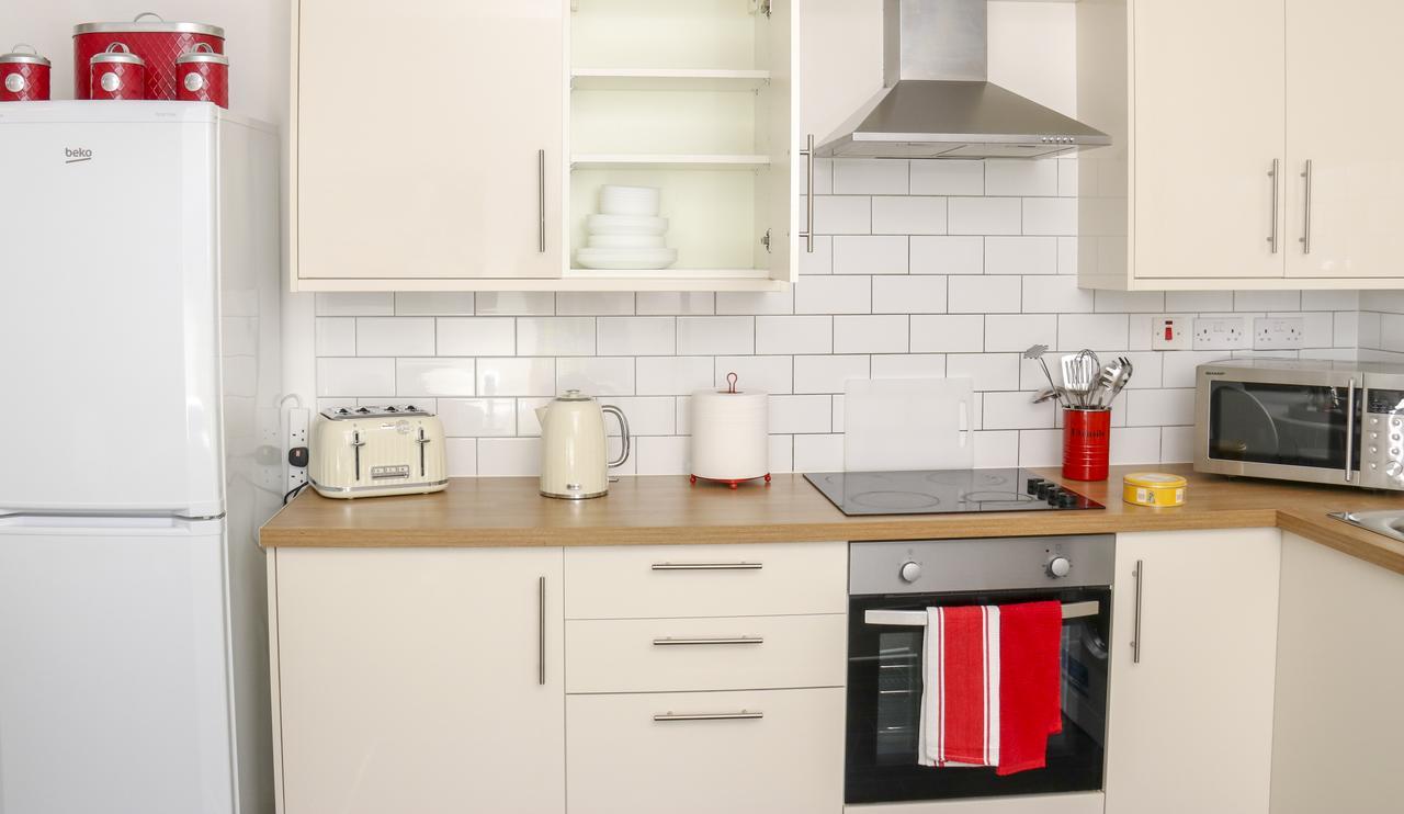 Aisiki Living At Upton Rd, Multiple 1, 2, Or 3 Bedroom Apartments, King Or Twin Beds With Free Wi-Fi & Parking Watford  Buitenkant foto